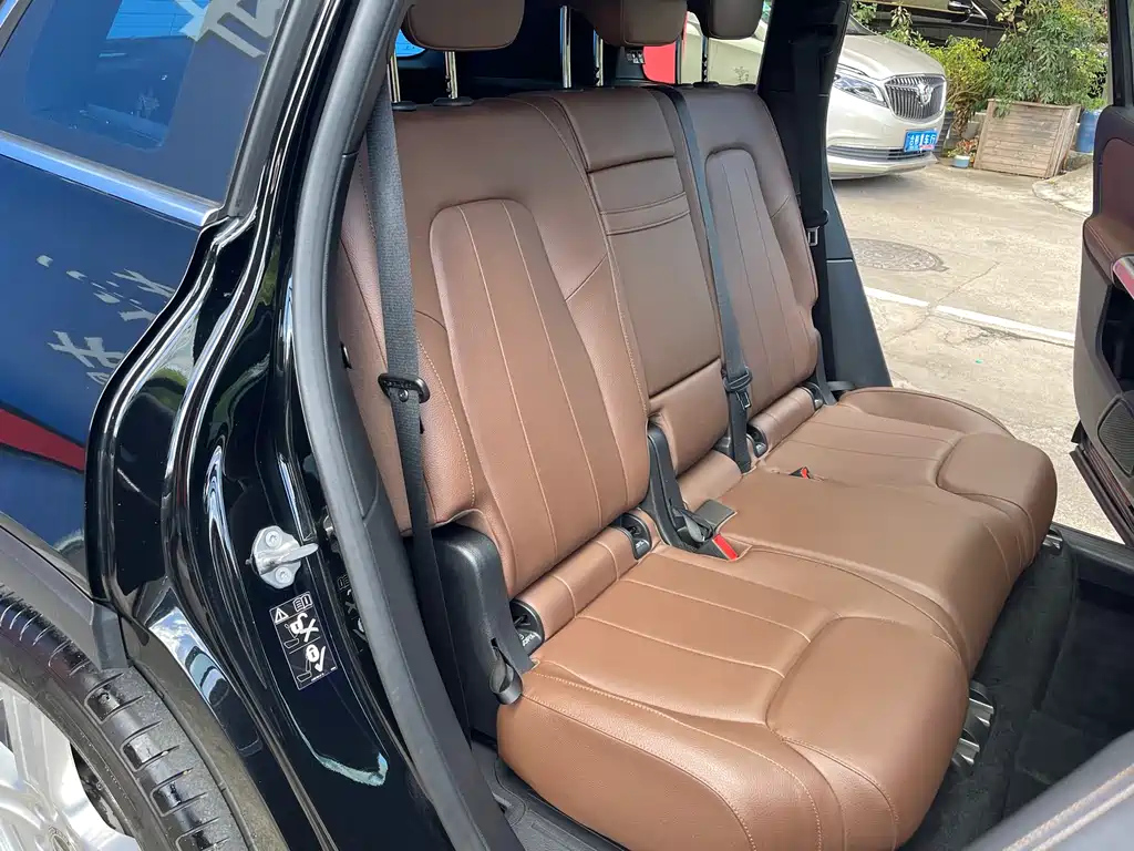 MERCEDES BENZ GLB 2021