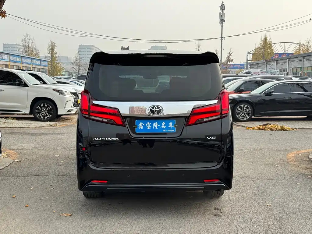 TOYOTA ALPHARD 2019