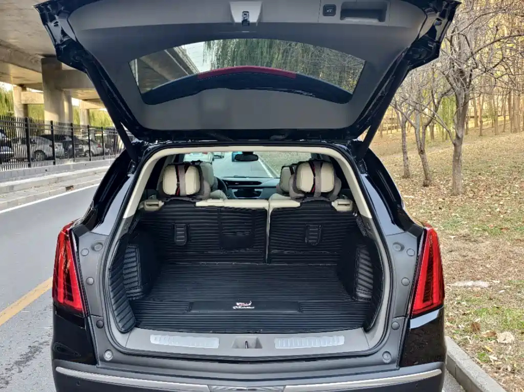 CADILLAC XT5 2023
