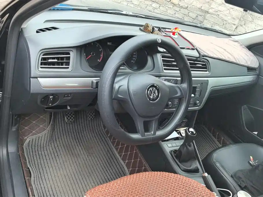 VOLKSWAGEN LAVIDA 2021