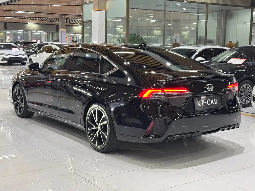 HONDA INSPIRE 2024