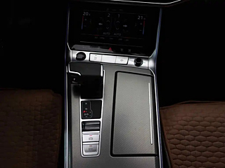 AUDI A6L  2024 YEAR 45 TFSI SELECTED DYNAMIC 2024