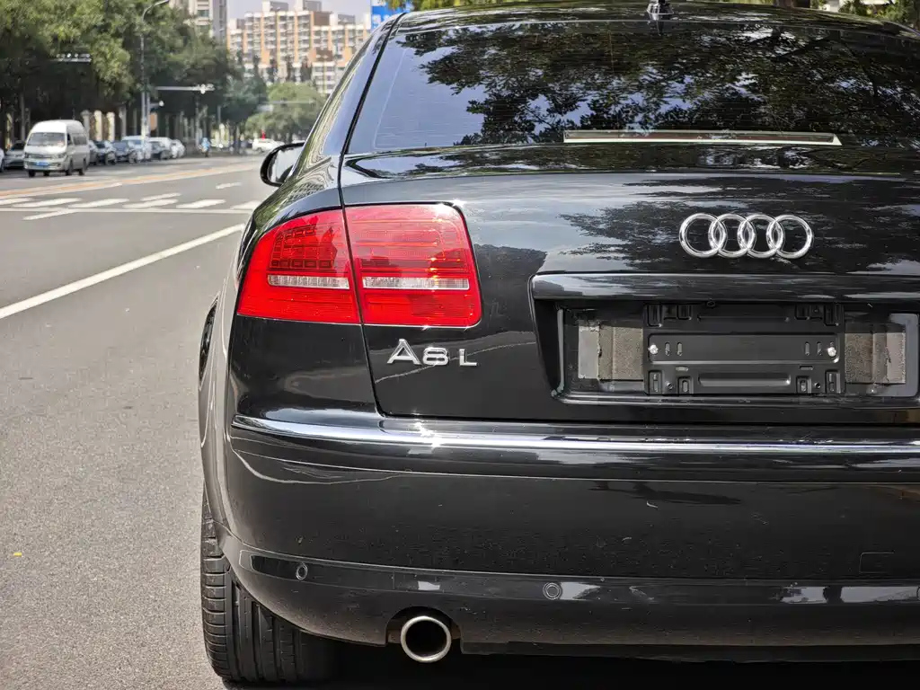AUDI A8 2008