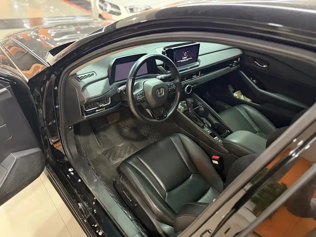 HONDA INSPIRE 2024