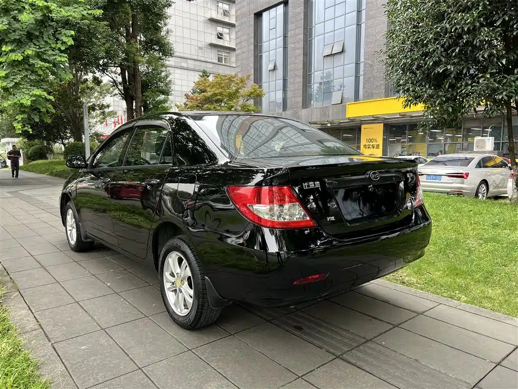 BYD F3 2016