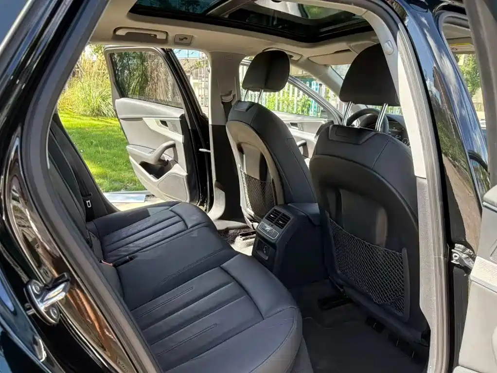 AUDI A4 IMPORT 2021