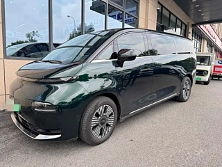 Заказать LEVC L380