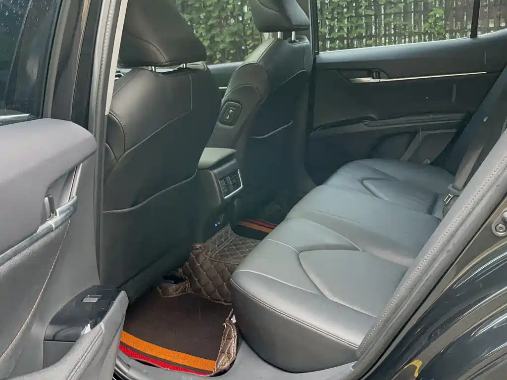 TOYOTA CAMRY 2023