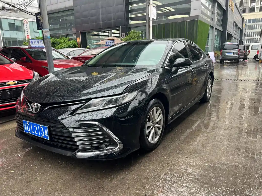TOYOTA CAMRY 2021