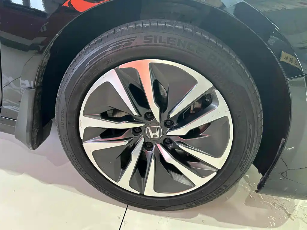 HONDA INSPIRE 2019