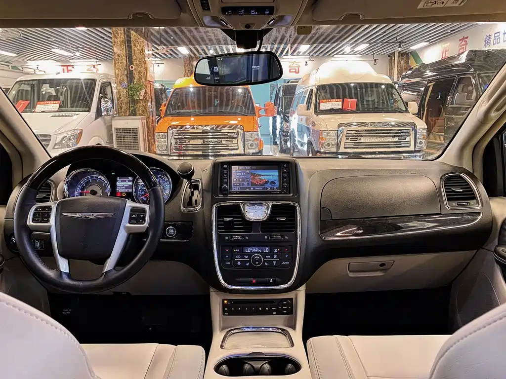 CHRYSLER BIG 捷龙 IMPORT 2013