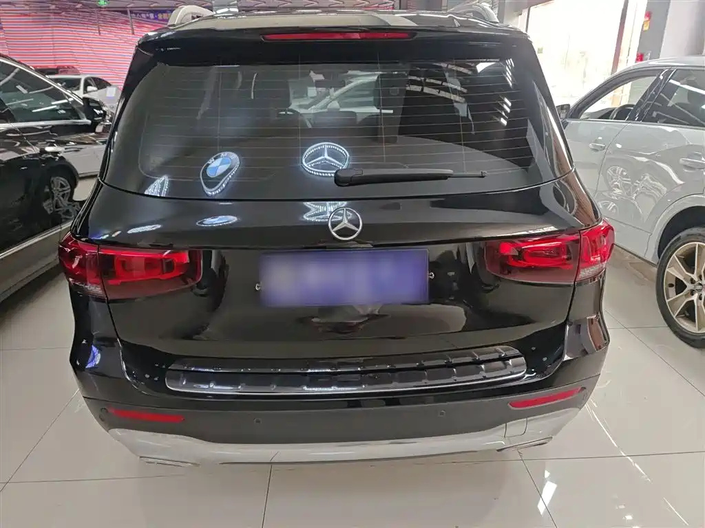 MERCEDES BENZ GLB 2021