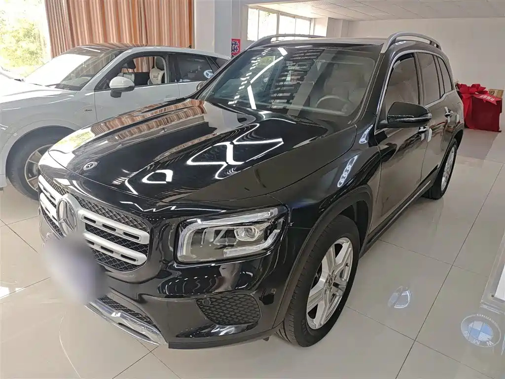 MERCEDES BENZ GLB 2021