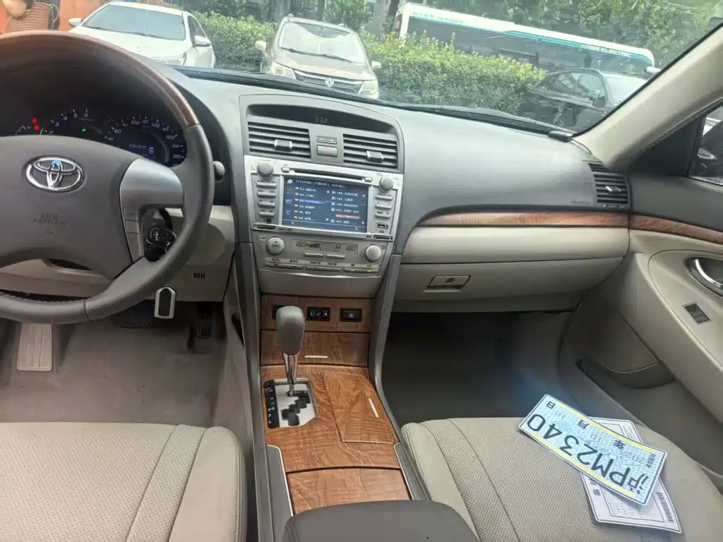 TOYOTA CAMRY 2009