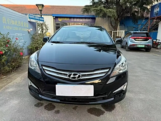 HYUNDAI SOLARIS 2015