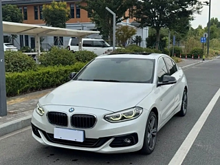 BMW 1-SERIES 2018 YEAR 118I SPORTY 2018