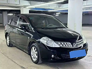 NISSAN TIIDA 2010