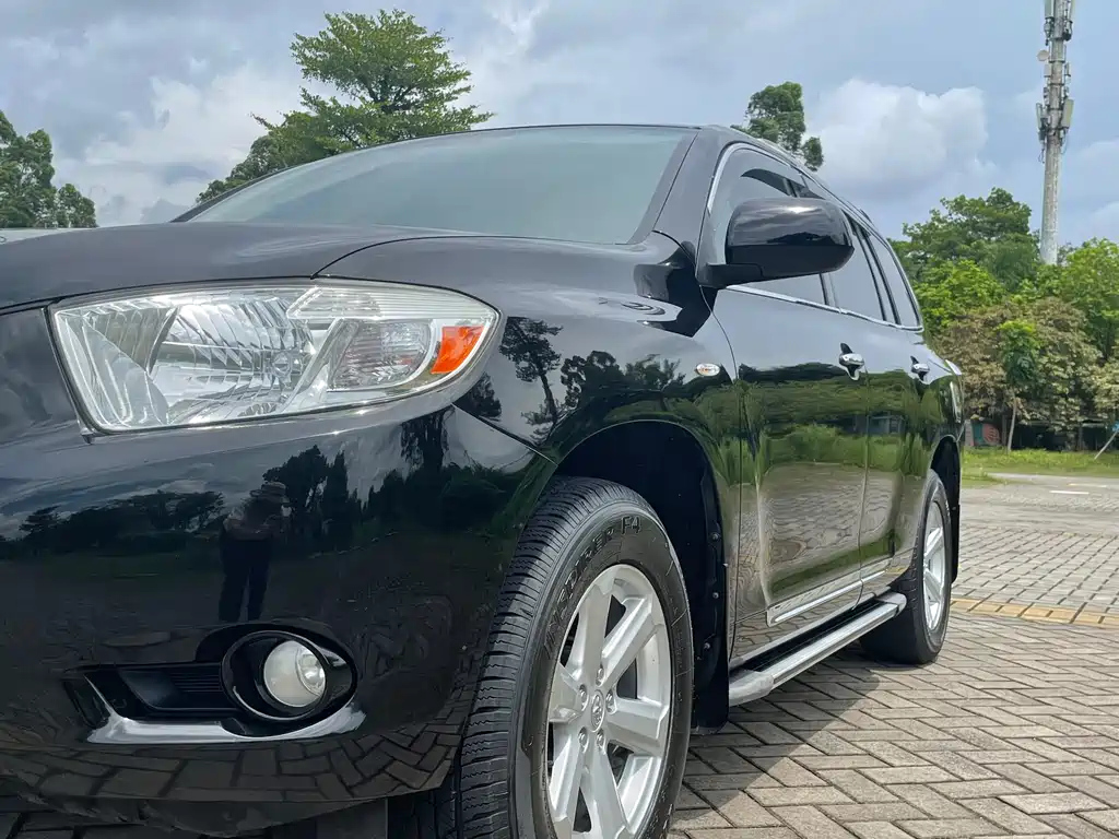 TOYOTA HIGHLANDER 2012