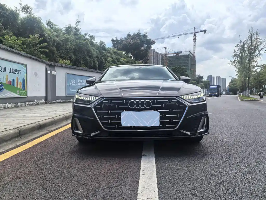 AUDI A7L 2024