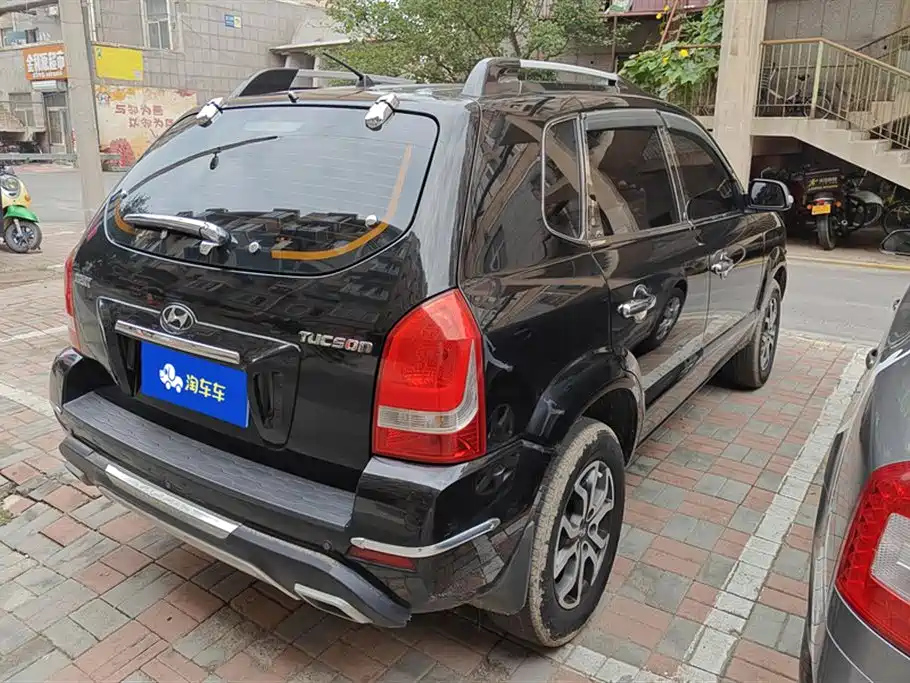 HYUNDAI TUCSON 2013