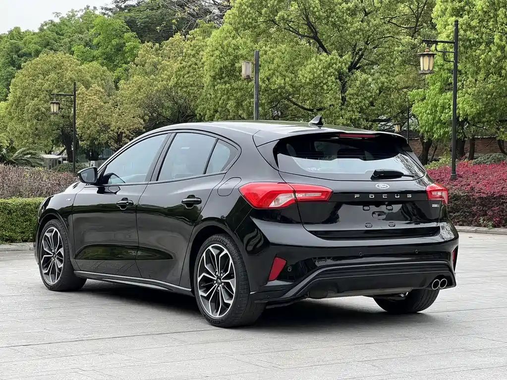 FORD FOCUS 2020