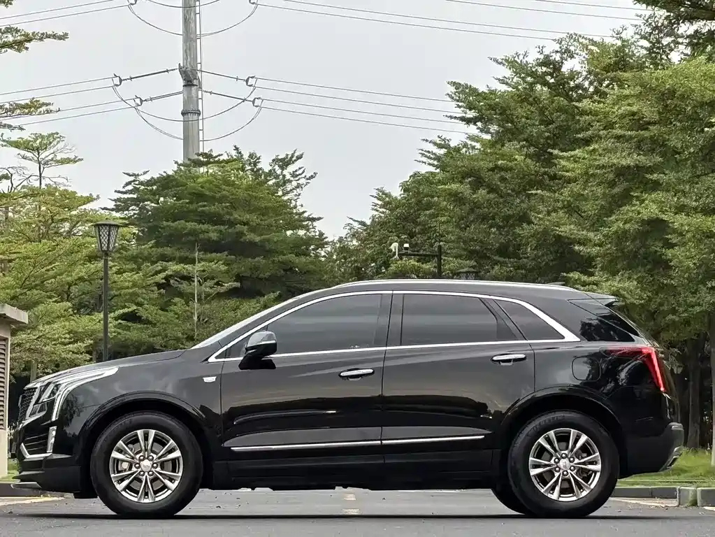 CADILLAC XT5 2020