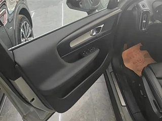 VOLVO XC40  2024 YEAR B4 4WD  DELUXE EDITION 2024