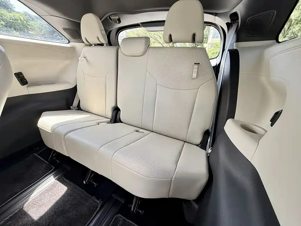 TOYOTA SIENNA SIENNA 2024