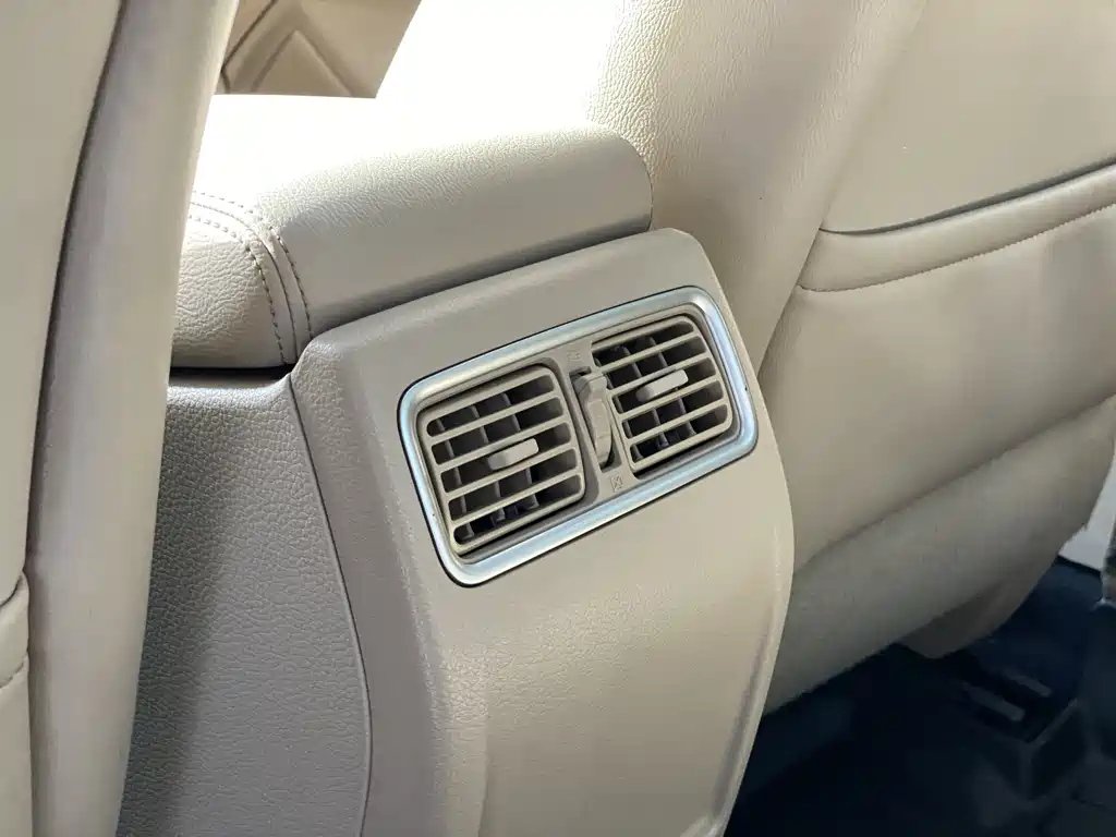 NISSAN TEANA 2019