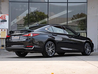LEXUS ES  2022 YEAR 300H  EDITION 2022