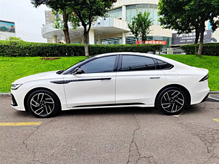 LINCOLN Z  2022 YEAR I  EDITION 2022
