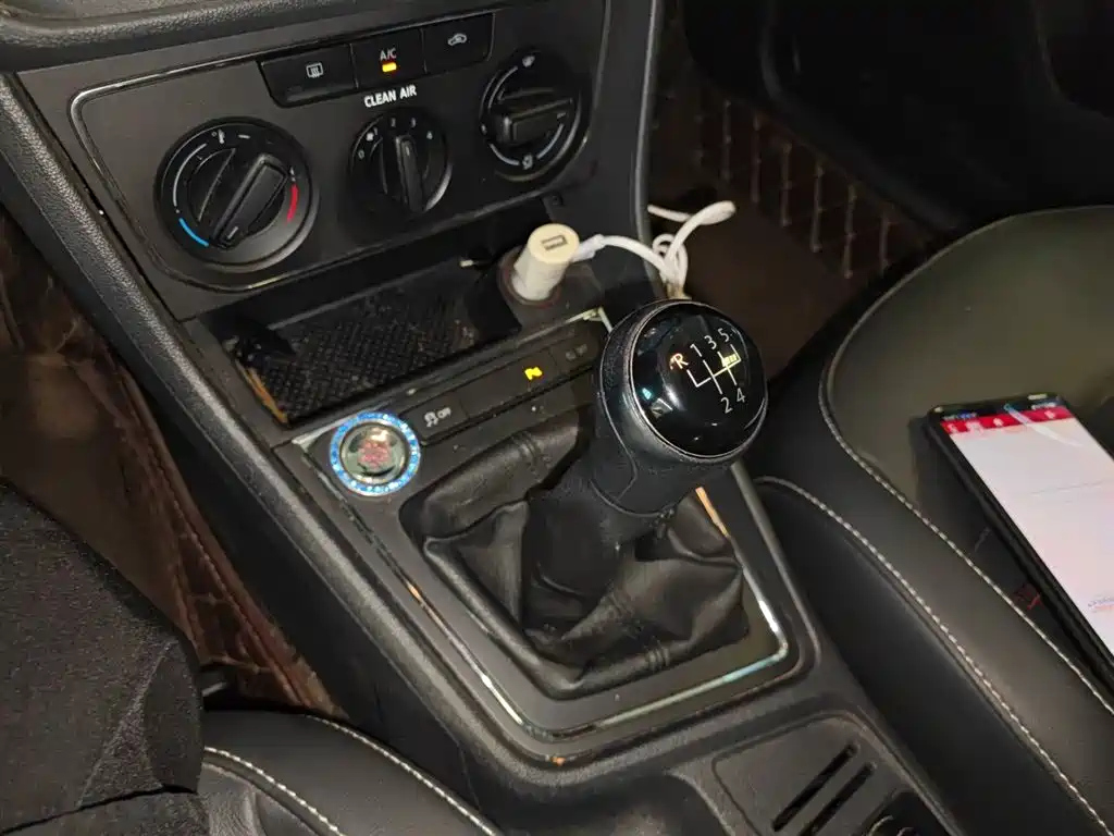 VOLKSWAGEN LAVIDA 2017