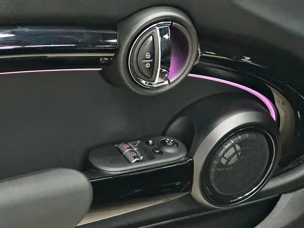 MINI JCW 2023