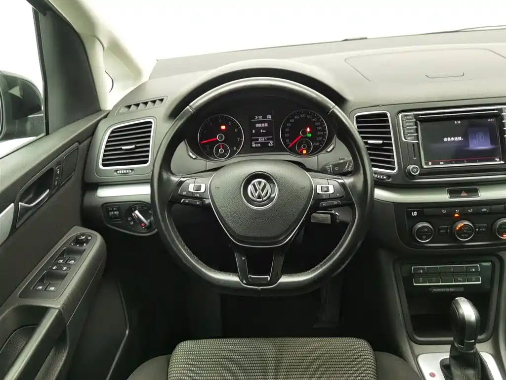 VOLKSWAGEN SHARAN 2016