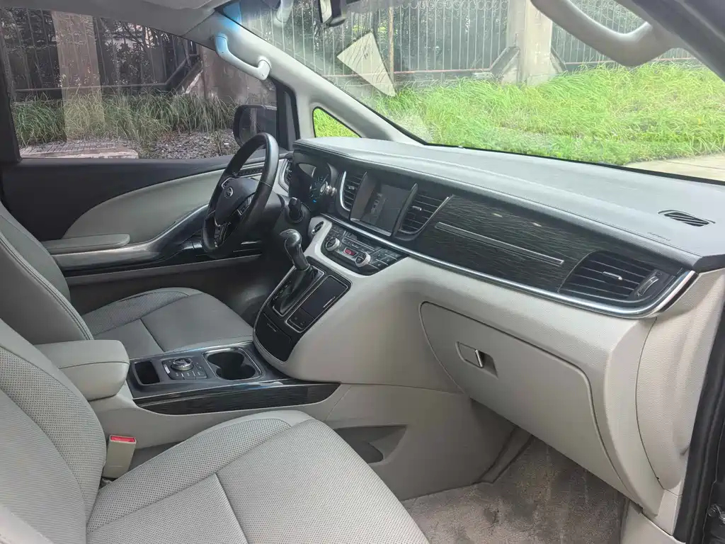 JAC REFINE M6 2018