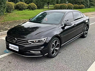 VOLKSWAGEN MAGOTAN 2023