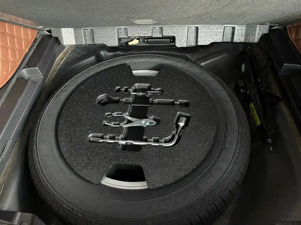 HAVAL H6 2015