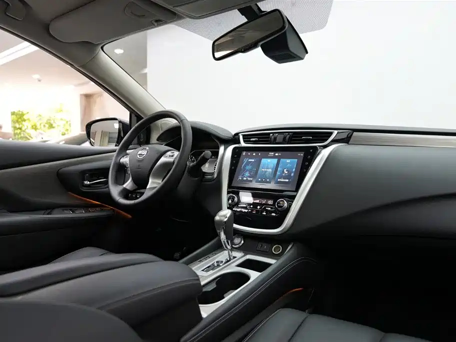 NISSAN MURANO 2023