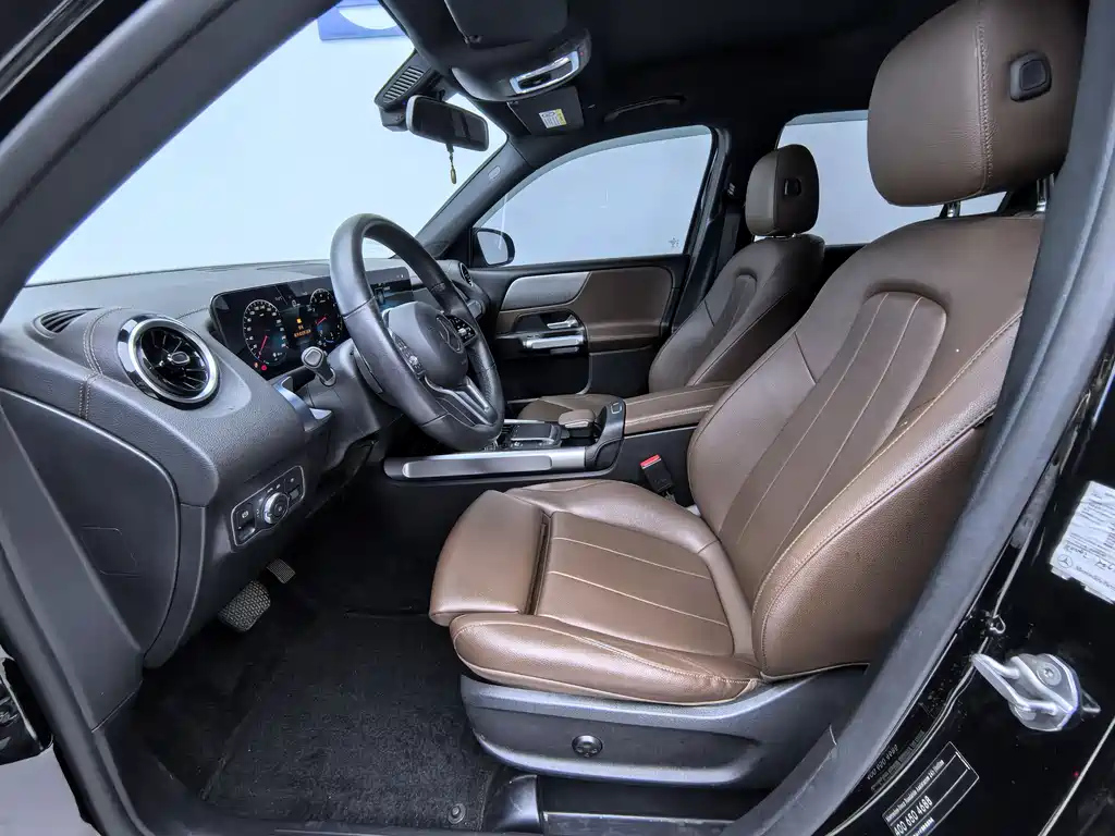 MERCEDES BENZ GLB 2022