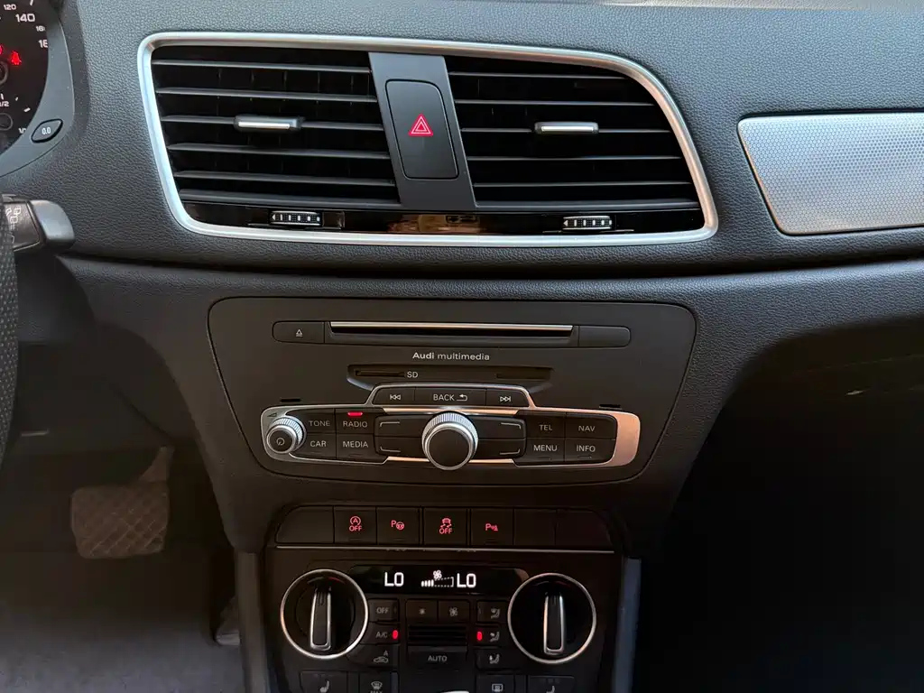 AUDI Q3 2017