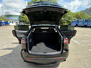 TESLA MODEL Y  2022 YEAR FACELIFT  POWER EDITION 2022