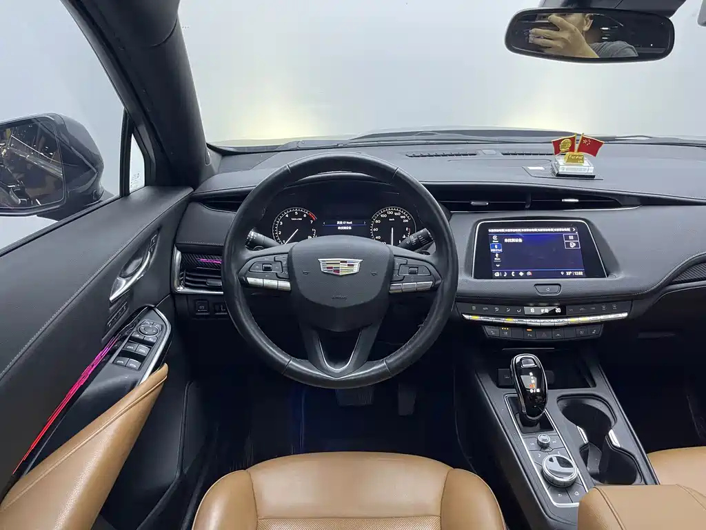 CADILLAC XT4 2022
