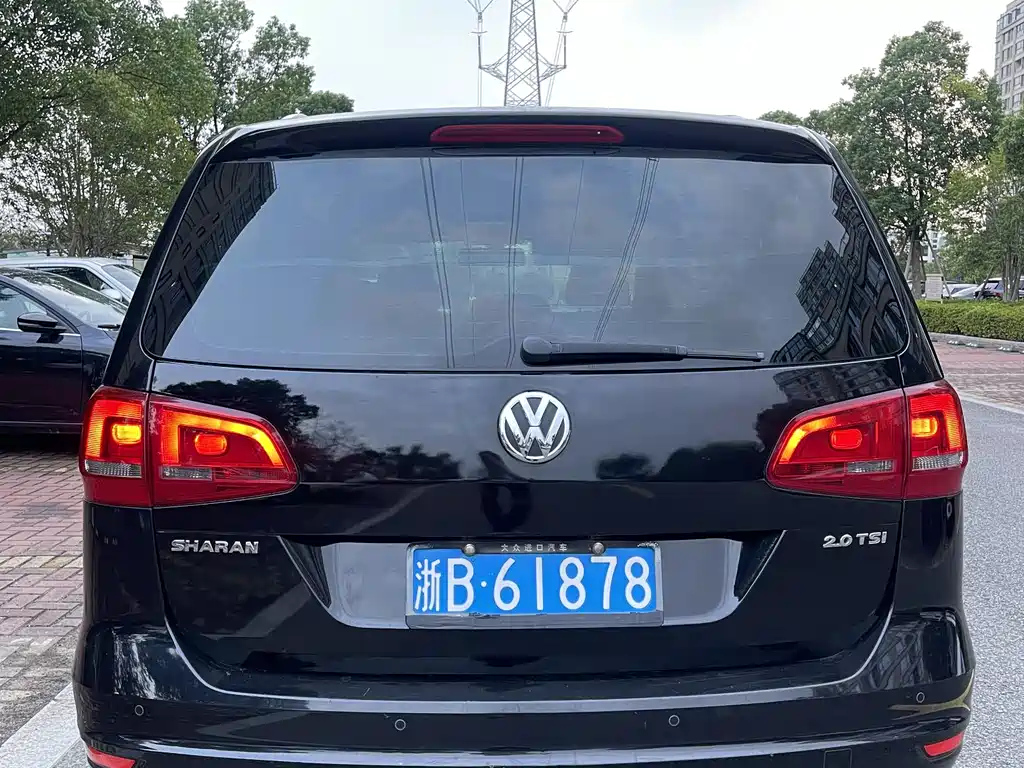 VOLKSWAGEN SHARAN 2012