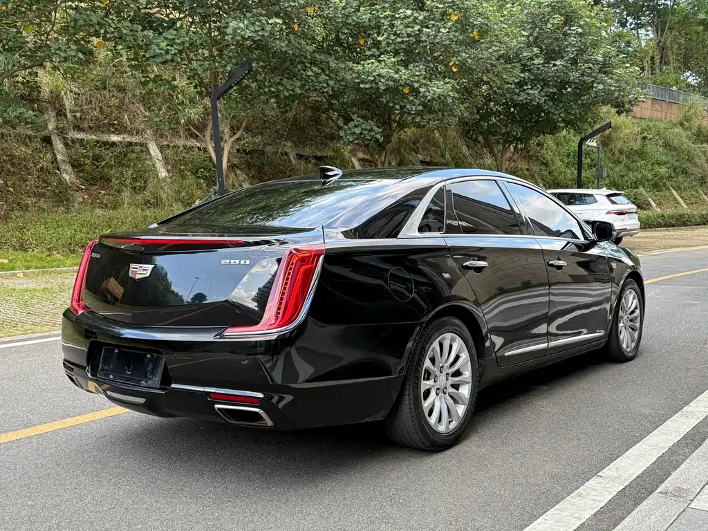 CADILLAC XTS 2018