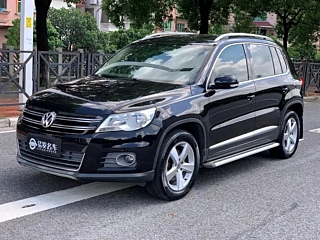 VOLKSWAGEN TIGUAN 2012