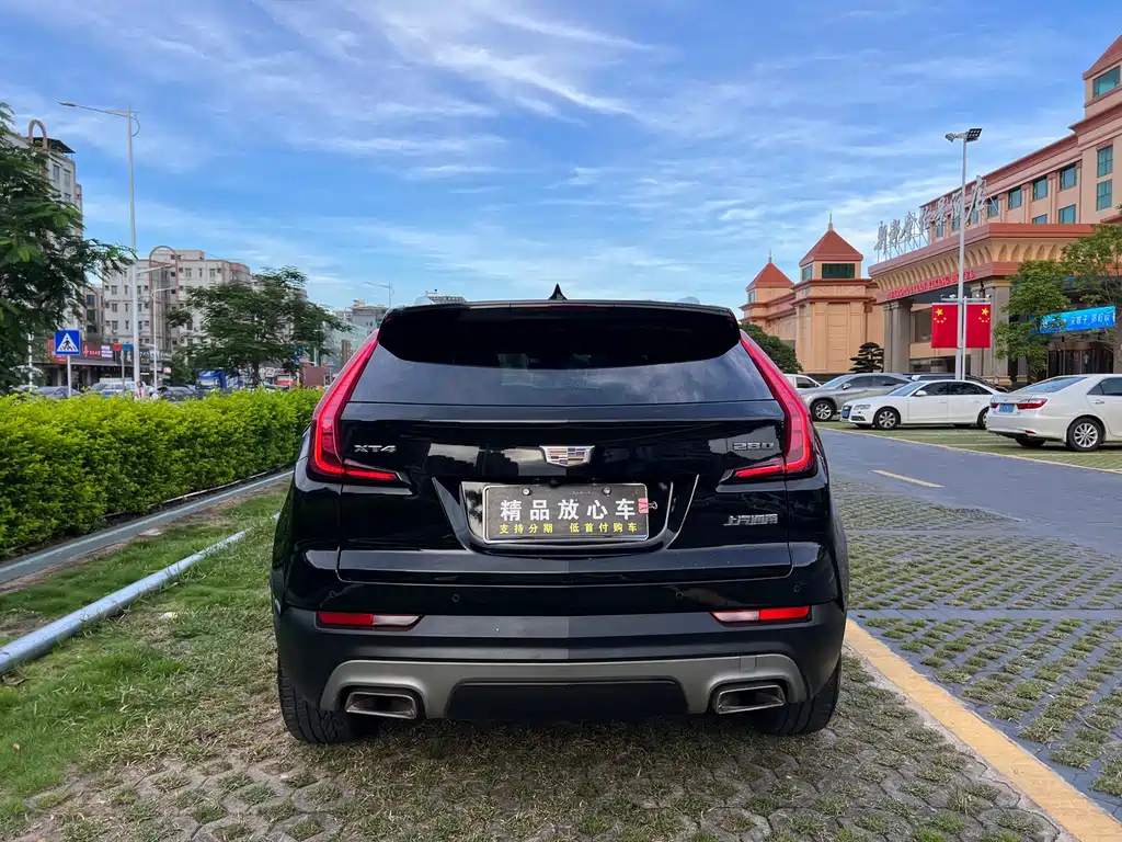 CADILLAC XT4 2020