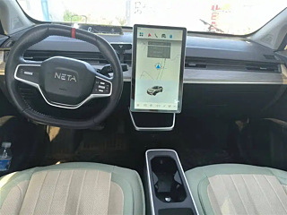 NETA AUTO V  2022 YEAR  400 LITE 2022