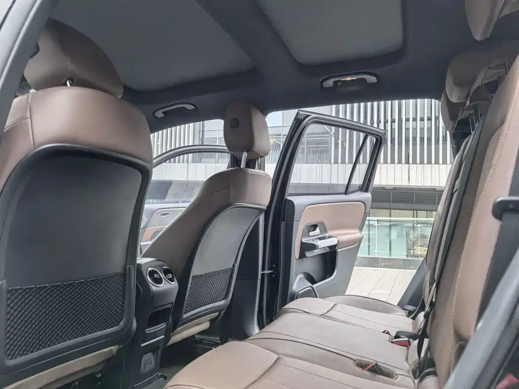 MERCEDES BENZ GLB 2022
