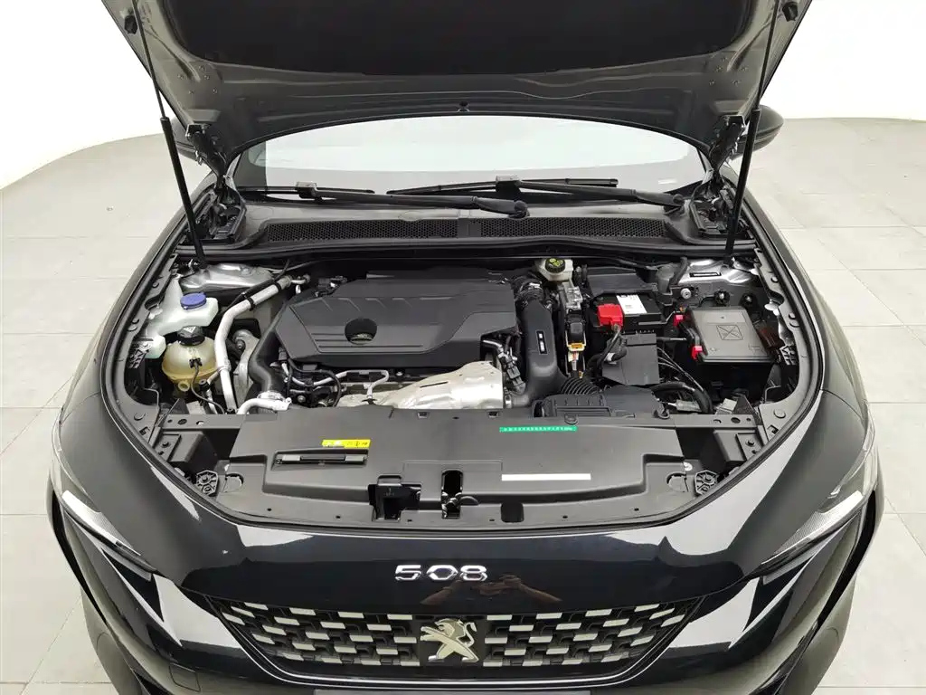 PEUGEOT 508 2021
