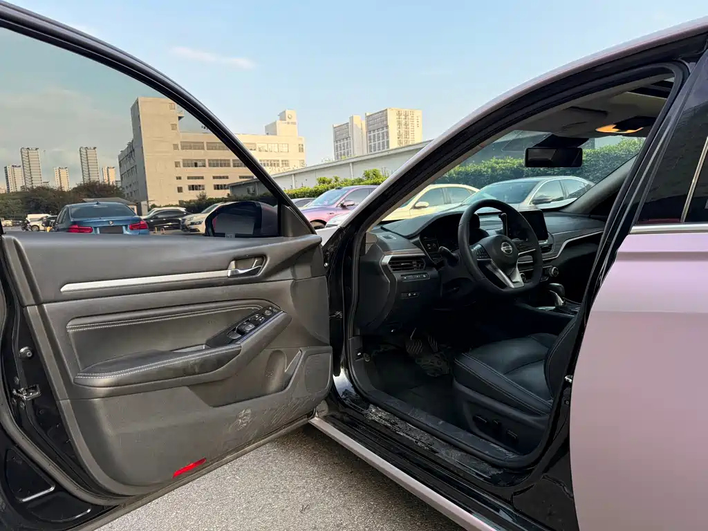 NISSAN TEANA 2022